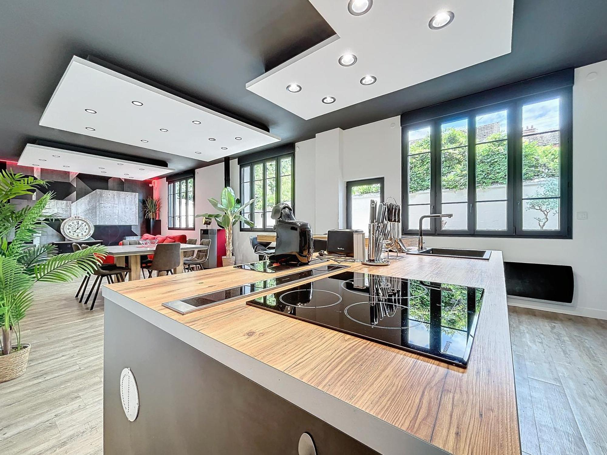 Loft Terrasse Avec Spa Proche Centre Historique Montluçon Eksteriør billede