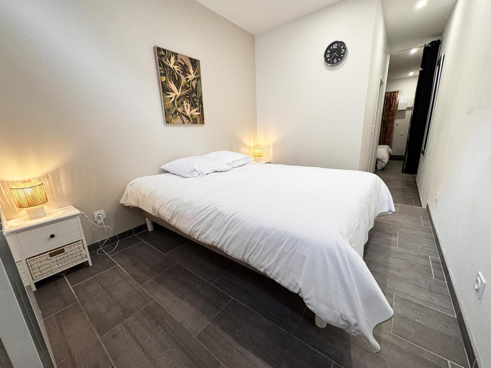 Loft Terrasse Avec Spa Proche Centre Historique Montluçon Eksteriør billede